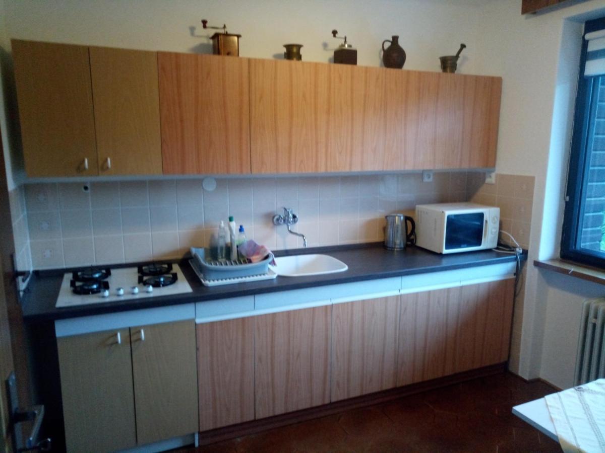 Apartman 6 Km Od Centra Banskej Bystrice Banská Bystrica Exterior photo