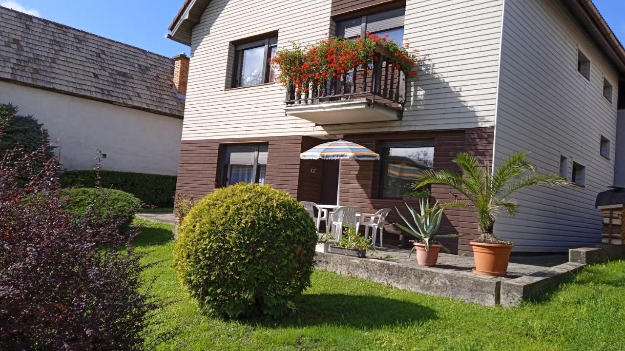 Apartman 6 Km Od Centra Banskej Bystrice Banská Bystrica Exterior photo